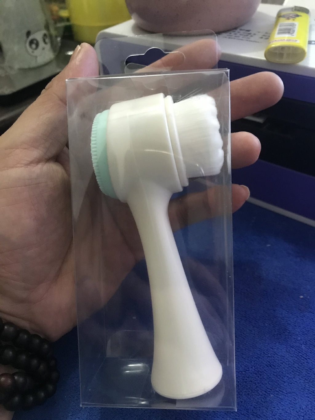 Blommea Dual-Action Facial Cleansing Brush – Deep Clean & Gentle Care